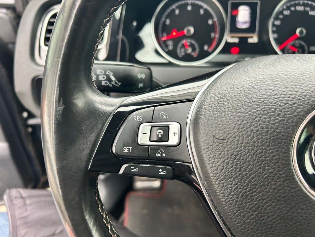 2015 Volkswagen GOLF - 18