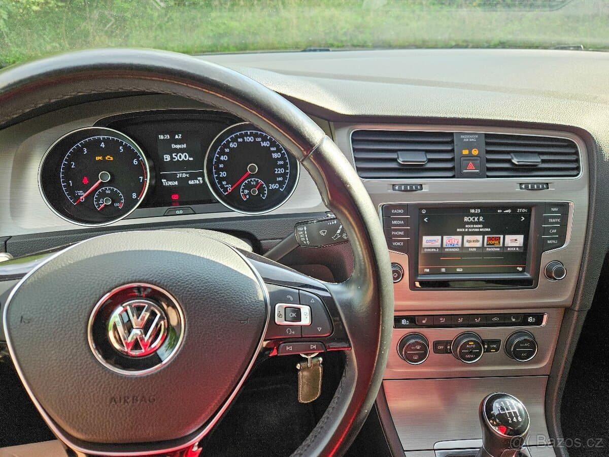 2016 Volkswagen GOLF - 18