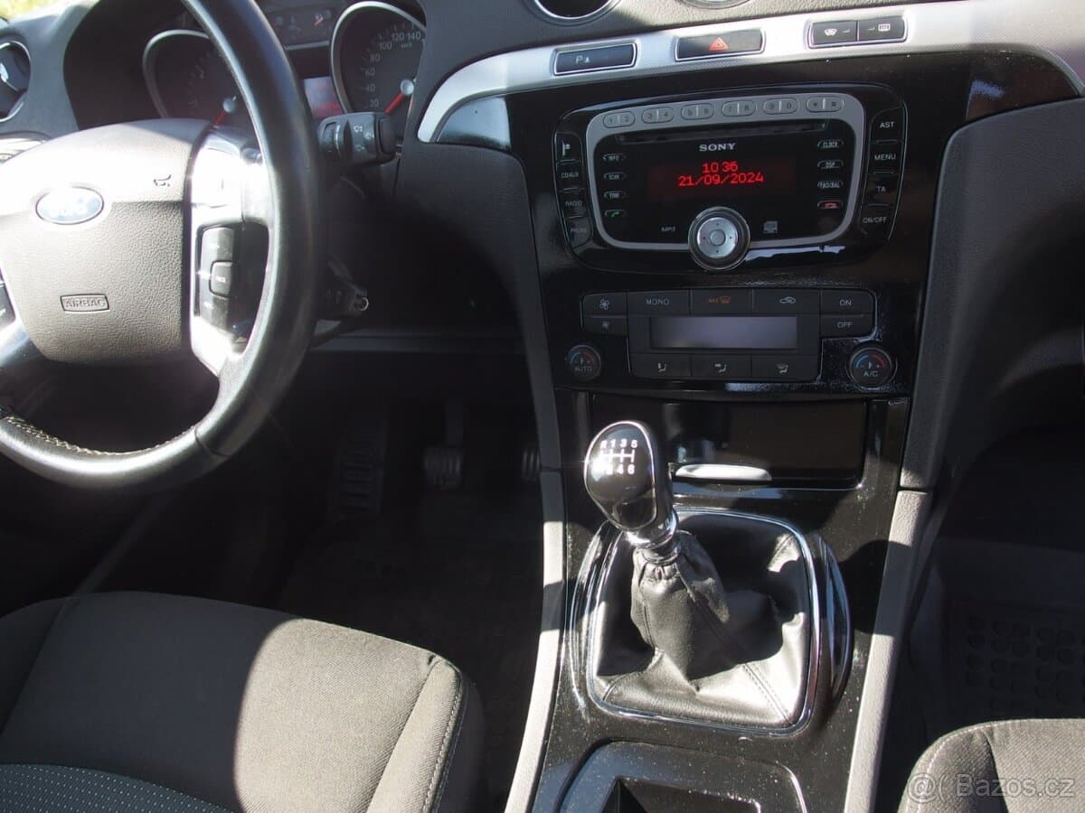2010 Ford GALAXY - 18