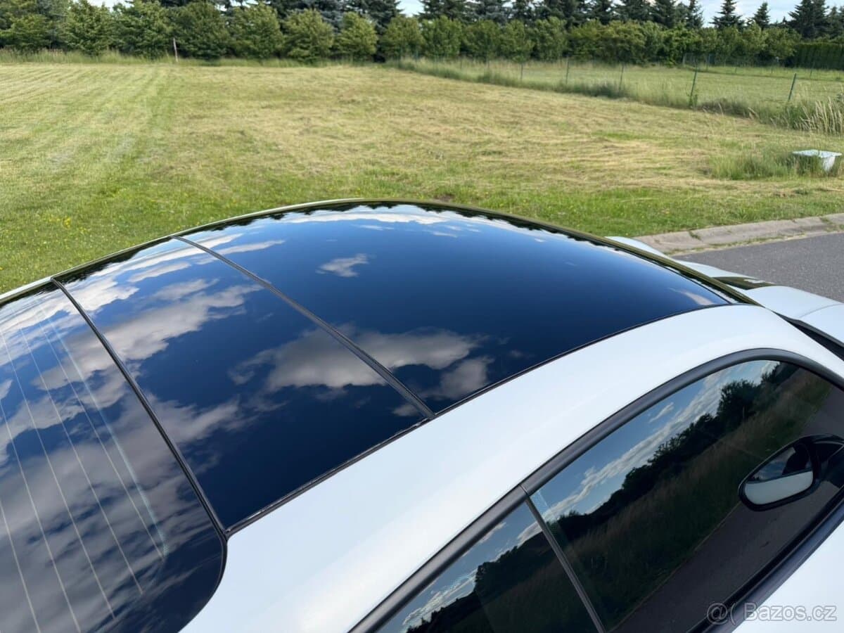 2019 Porsche 911 - 18