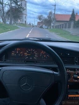 1992 Mercedes-Benz 190 - 18