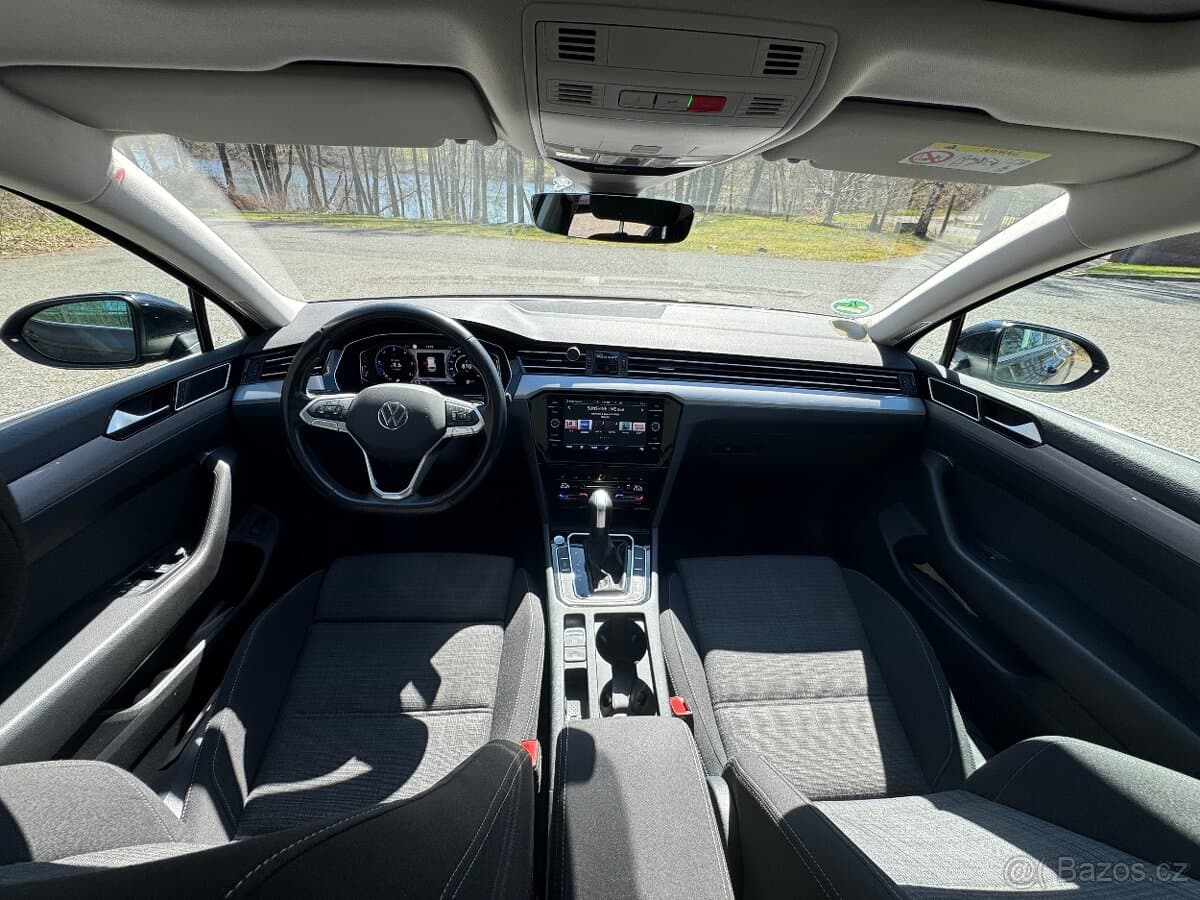 2022 Volkswagen PASSAT - 18