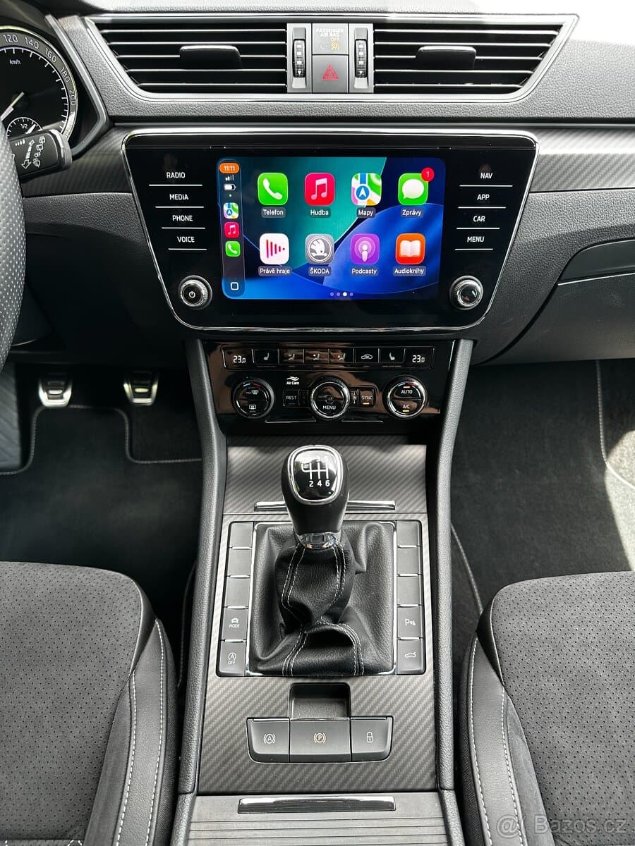 2021 Škoda SUPERB - 18