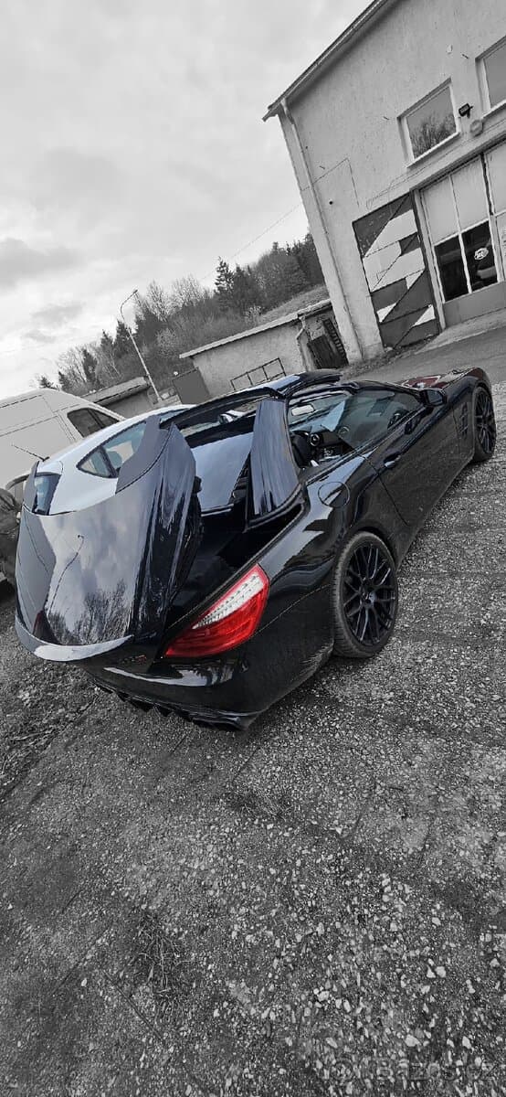 2012 Mercedes-Benz SL - 18
