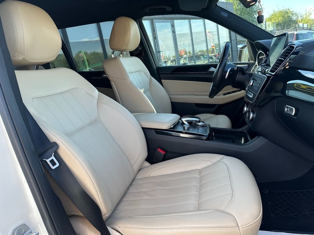 2017 Mercedes-Benz GL - 18