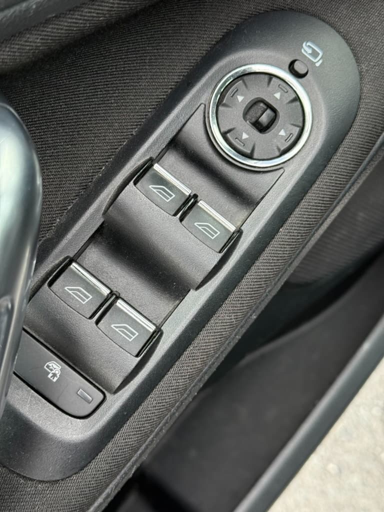 2012 Ford GALAXY - 18
