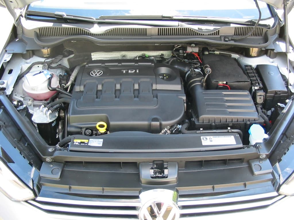 2016 Volkswagen GOLF - 18
