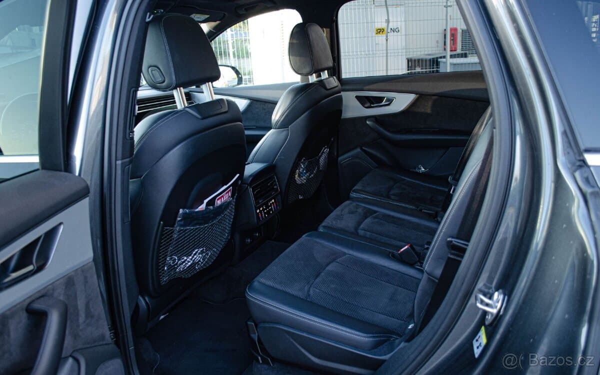 2020 Audi Q7 - 18