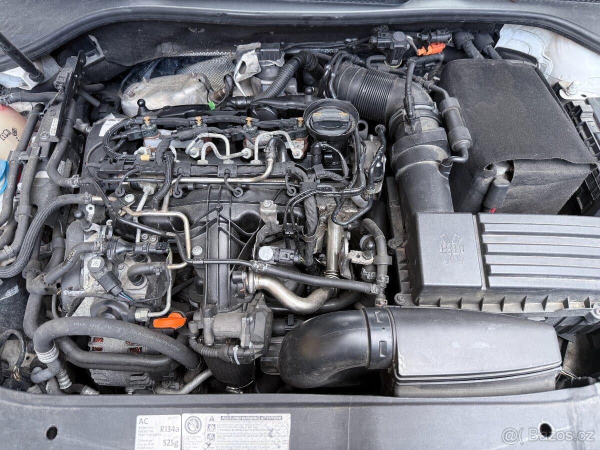 2011 Volkswagen GOLF - 18