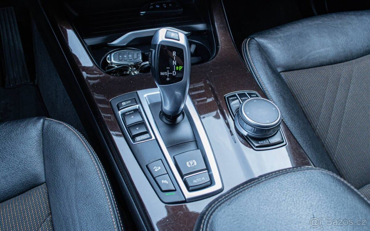 2017 BMW X4 - 18