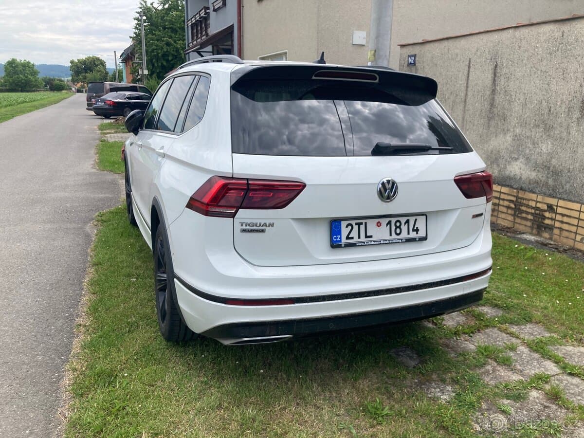 2021 Volkswagen TIGUAN - 18