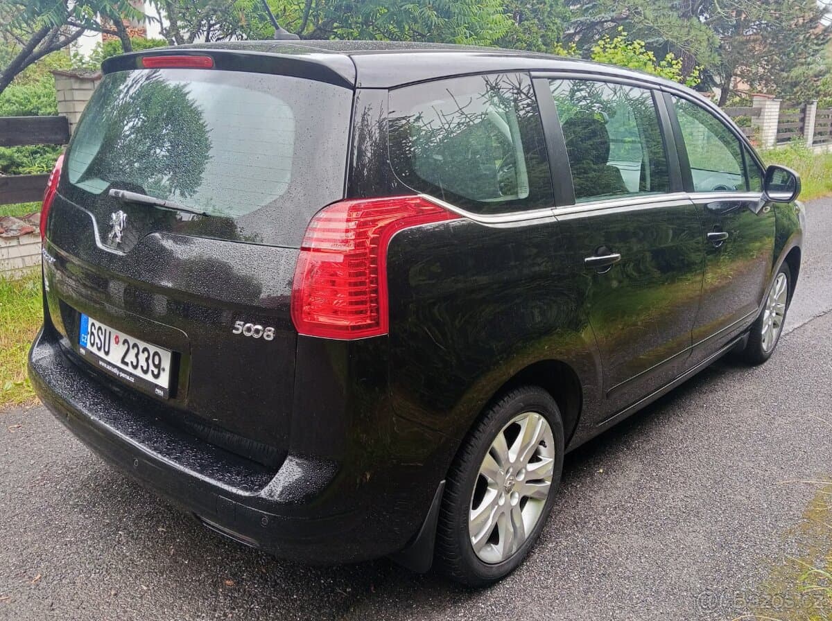 2012 Peugeot 5008 - 18
