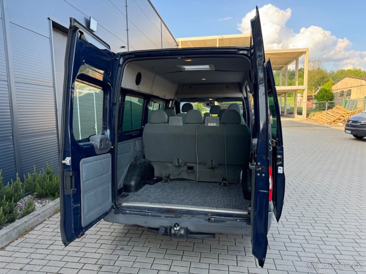 2011 Ford TRANSIT - 18