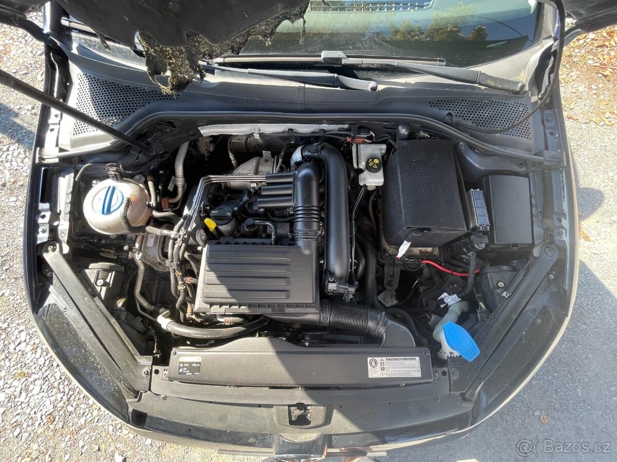 2013 Volkswagen GOLF - 18