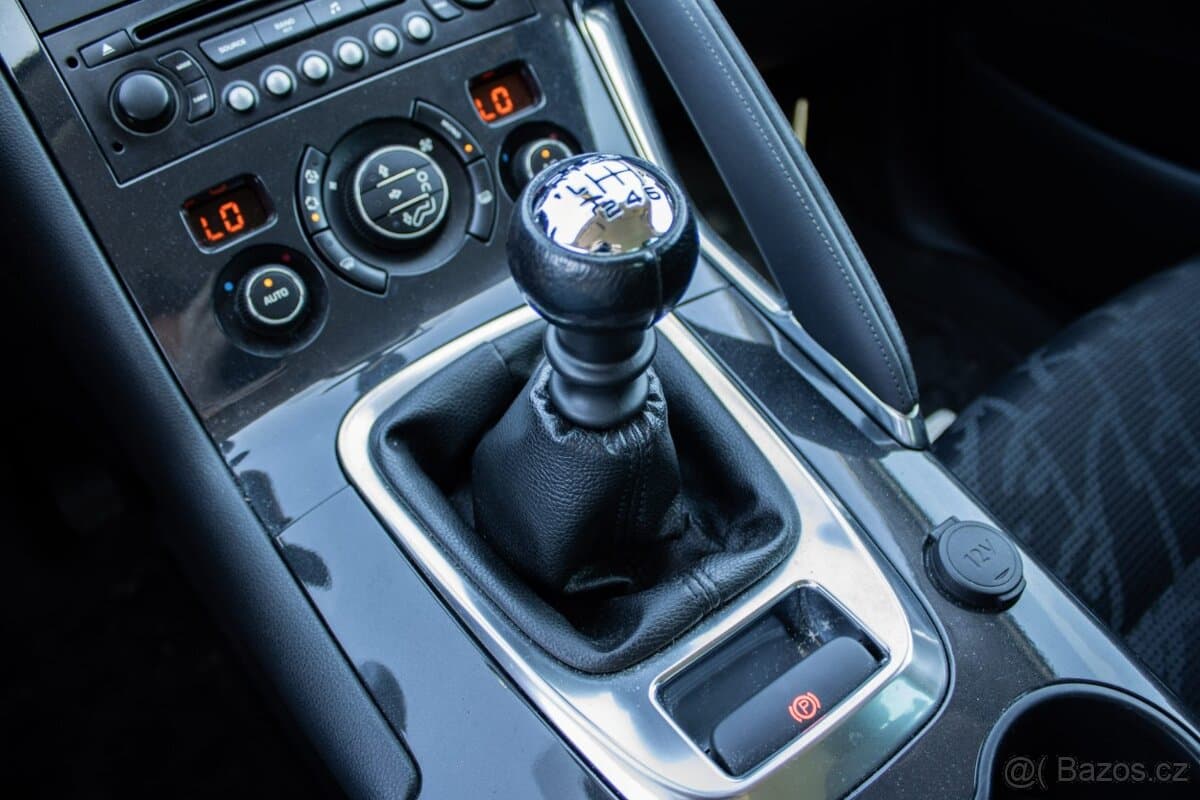 2012 Peugeot 3008 - 18