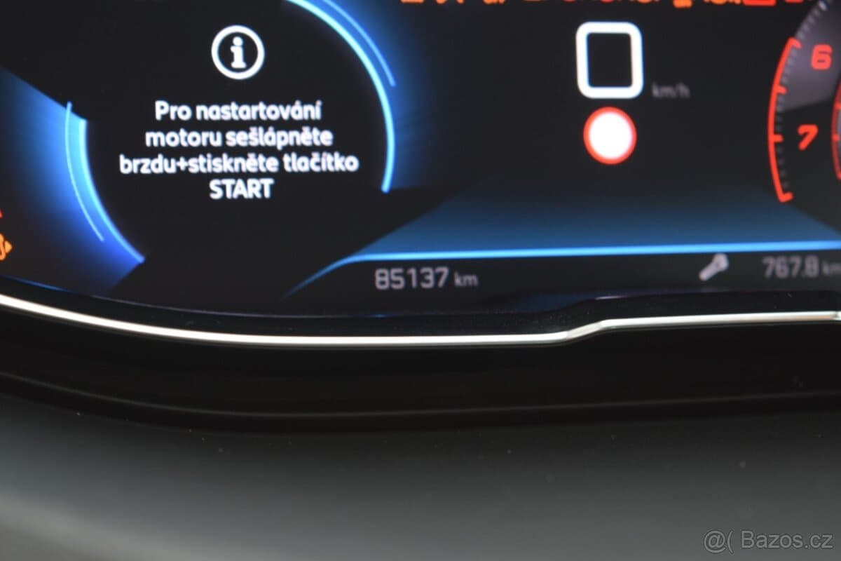 2021 Peugeot 5008 - 18