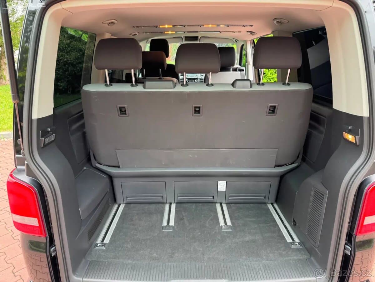 2014 Volkswagen MULTIVAN - 18