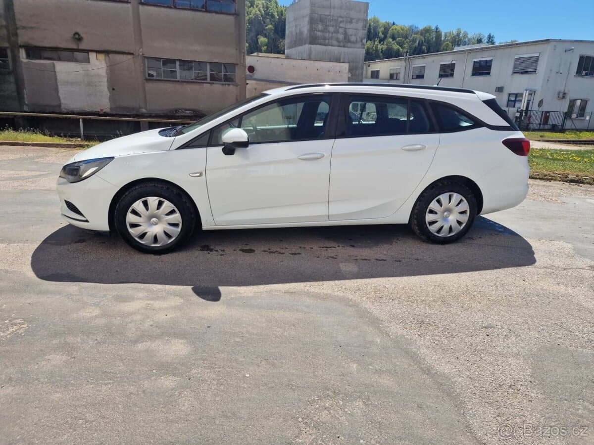 2019 Opel ASTRA - 18