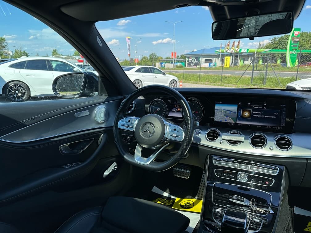 2019 Mercedes-Benz OSTATNÍ - 18