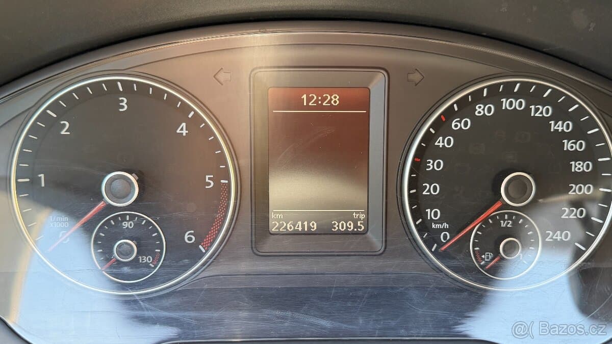 2014 Volkswagen CARAVELLE - 18