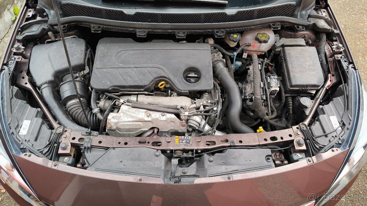 Opel ASTRA - 18