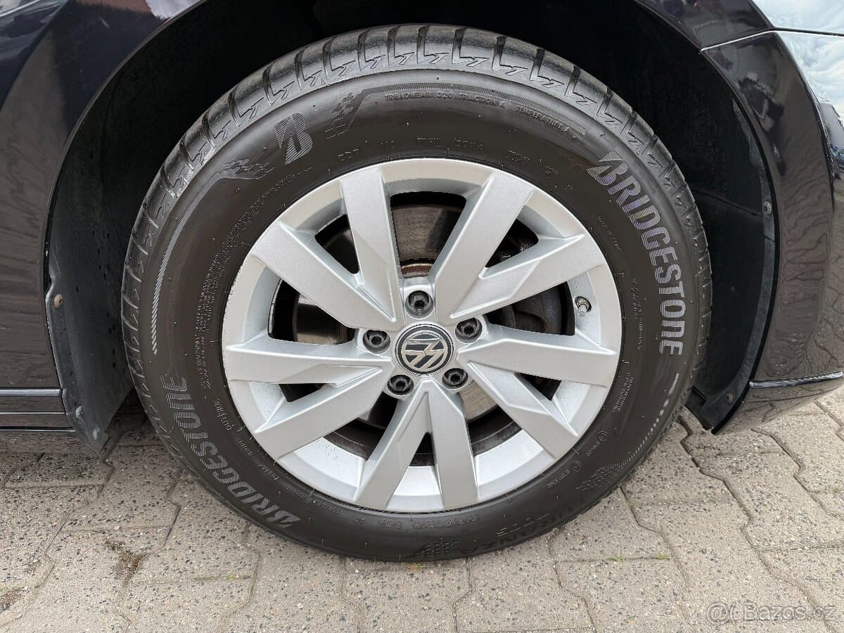 2020 Volkswagen PASSAT - 18