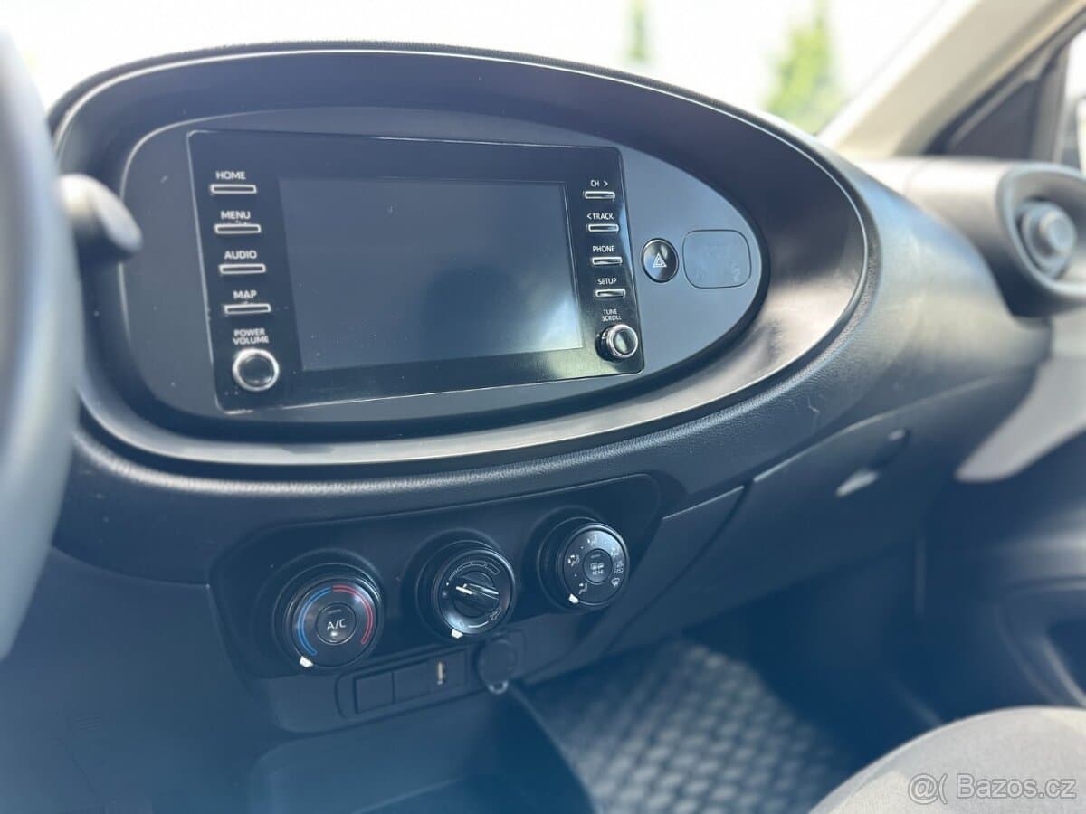 2023 Toyota AYGO - 18