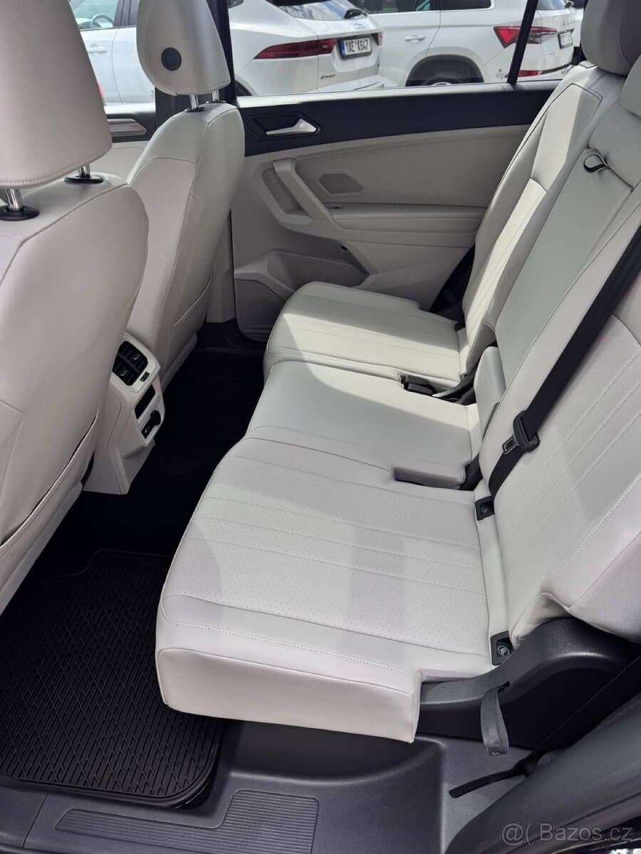 2023 Volkswagen TIGUAN - 18