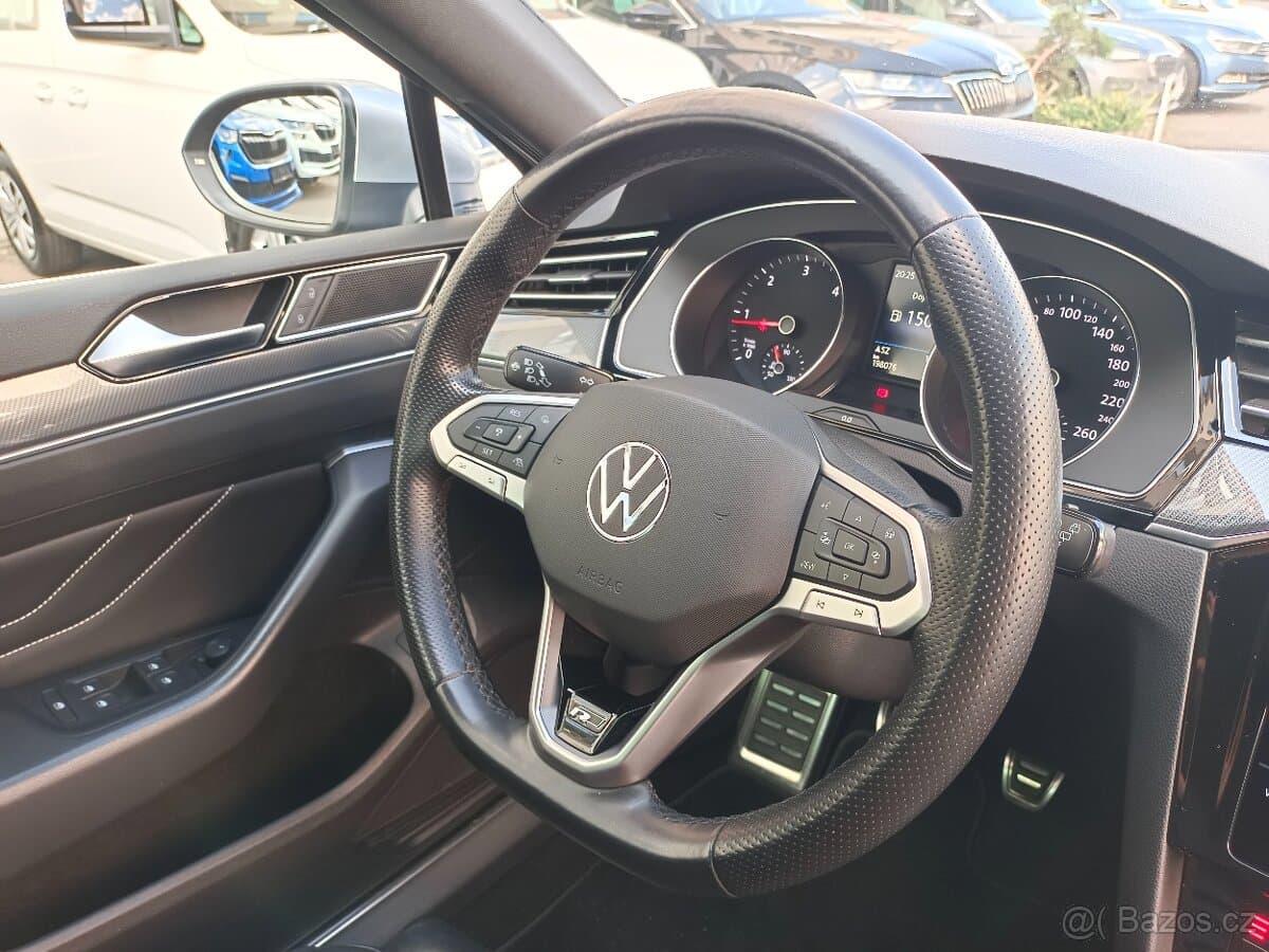 Volkswagen PASSAT - 18