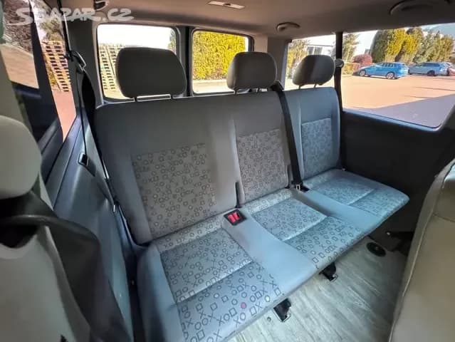 2009 Volkswagen CARAVELLE - 18
