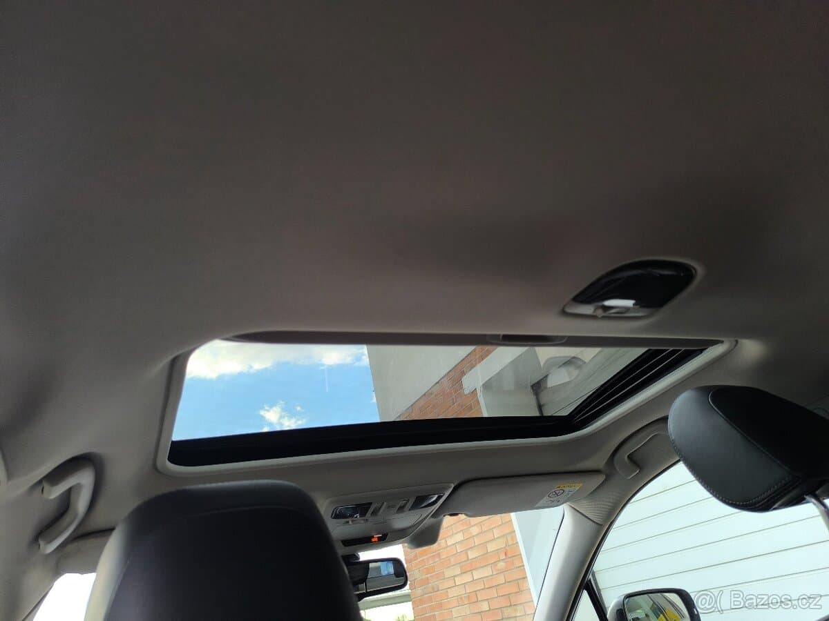 2018 Subaru OUTBACK - 18