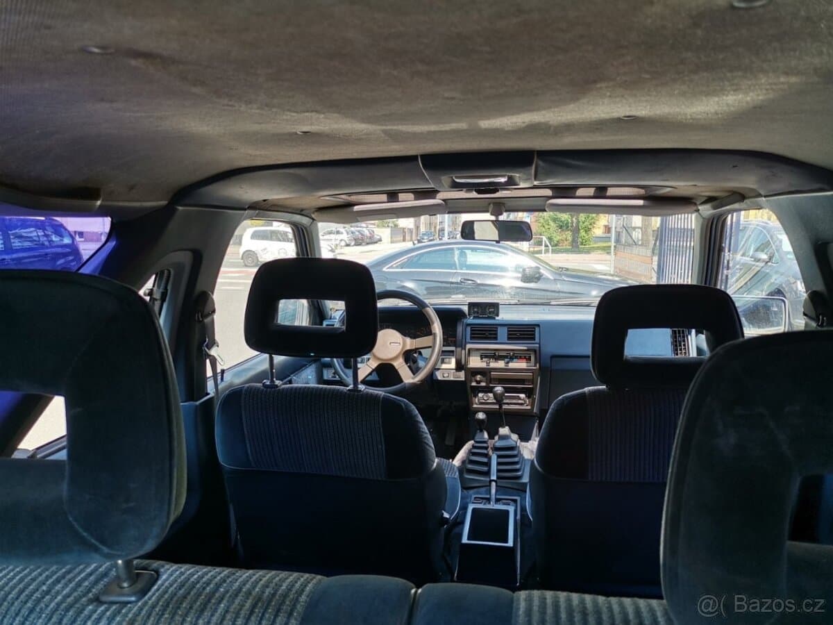 1989 Nissan PATHFINDER - 18