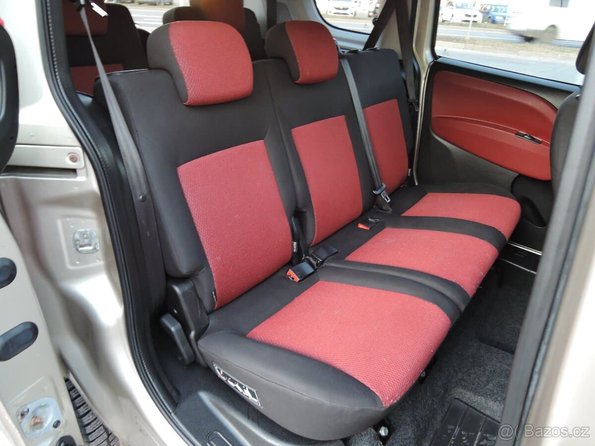 2010 Fiat DOBLO - 18
