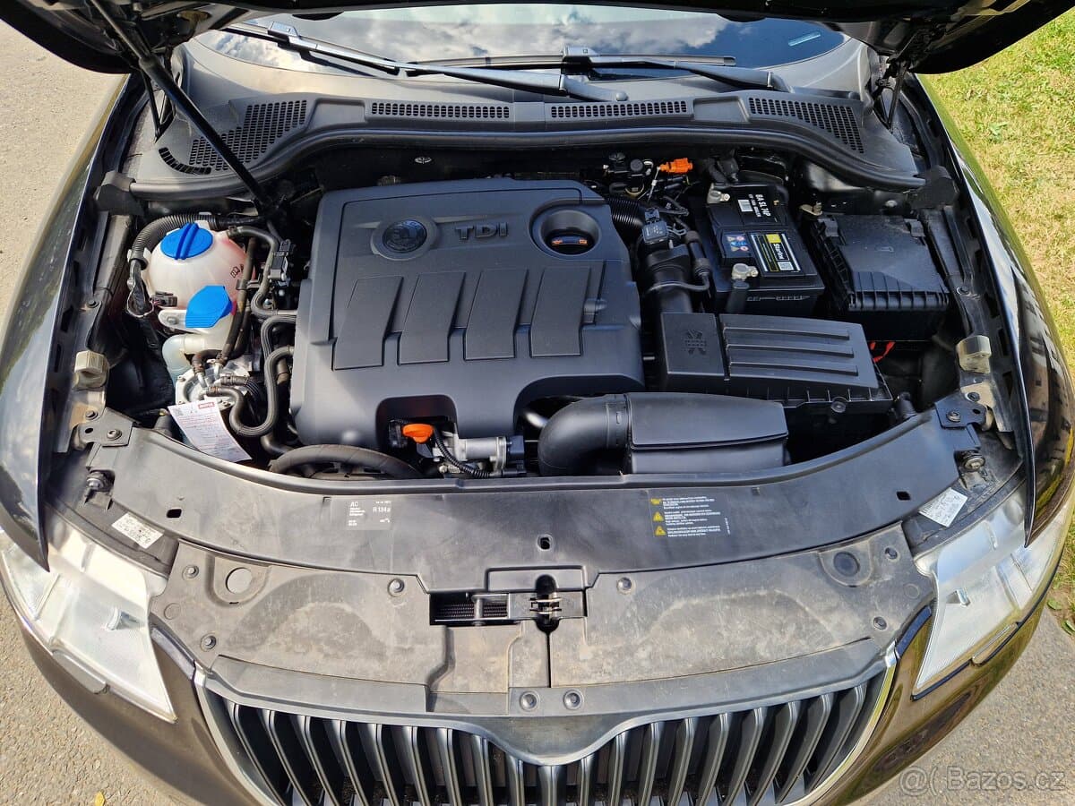 2013 Škoda SUPERB - 18