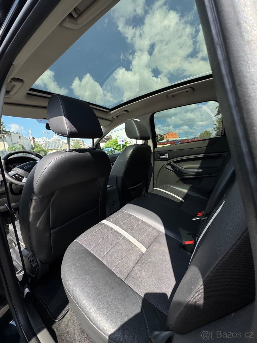 2011 Ford KUGA - 18
