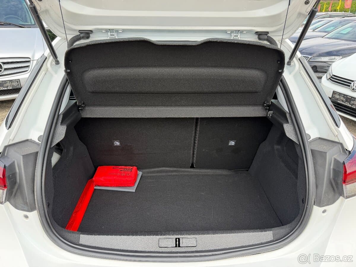 2021 Opel CORSA - 18