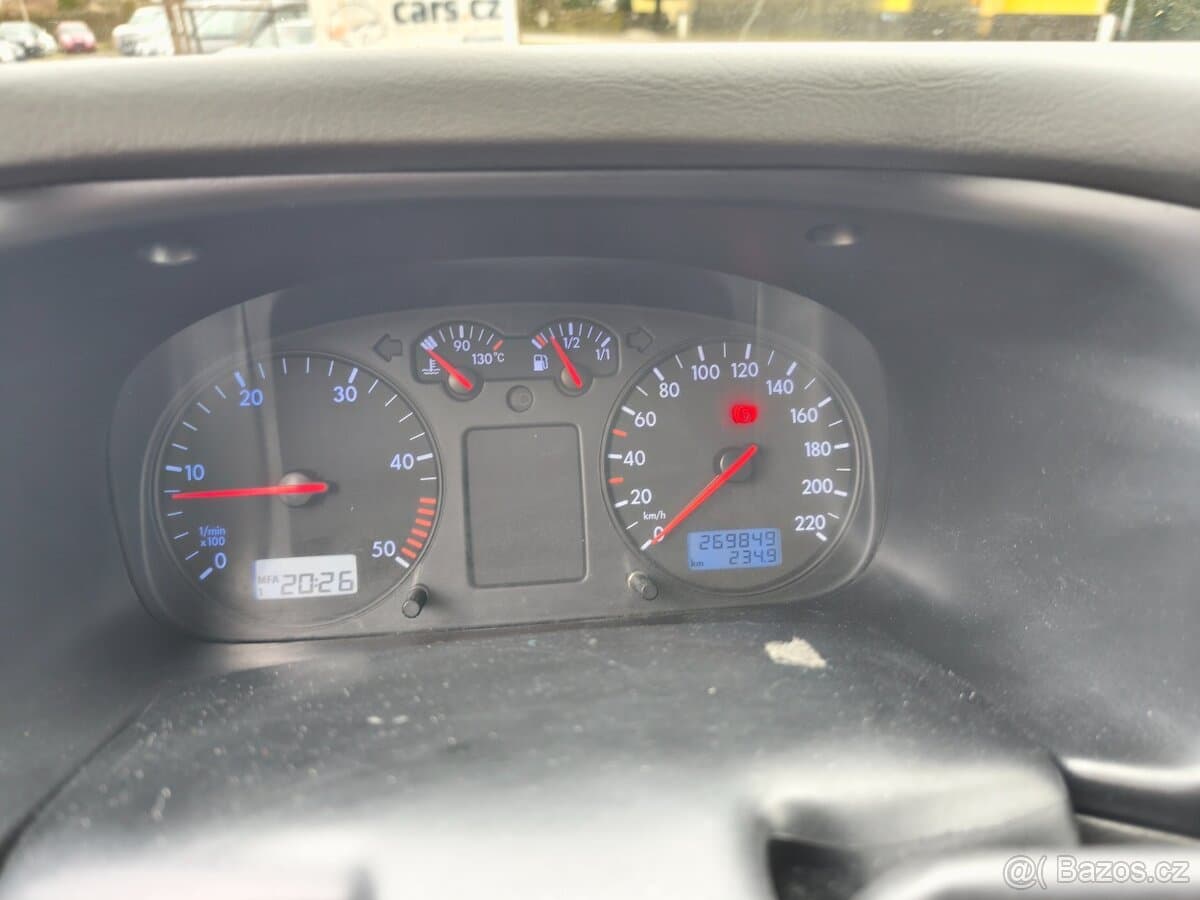 1999 Volkswagen CARAVELLE - 18