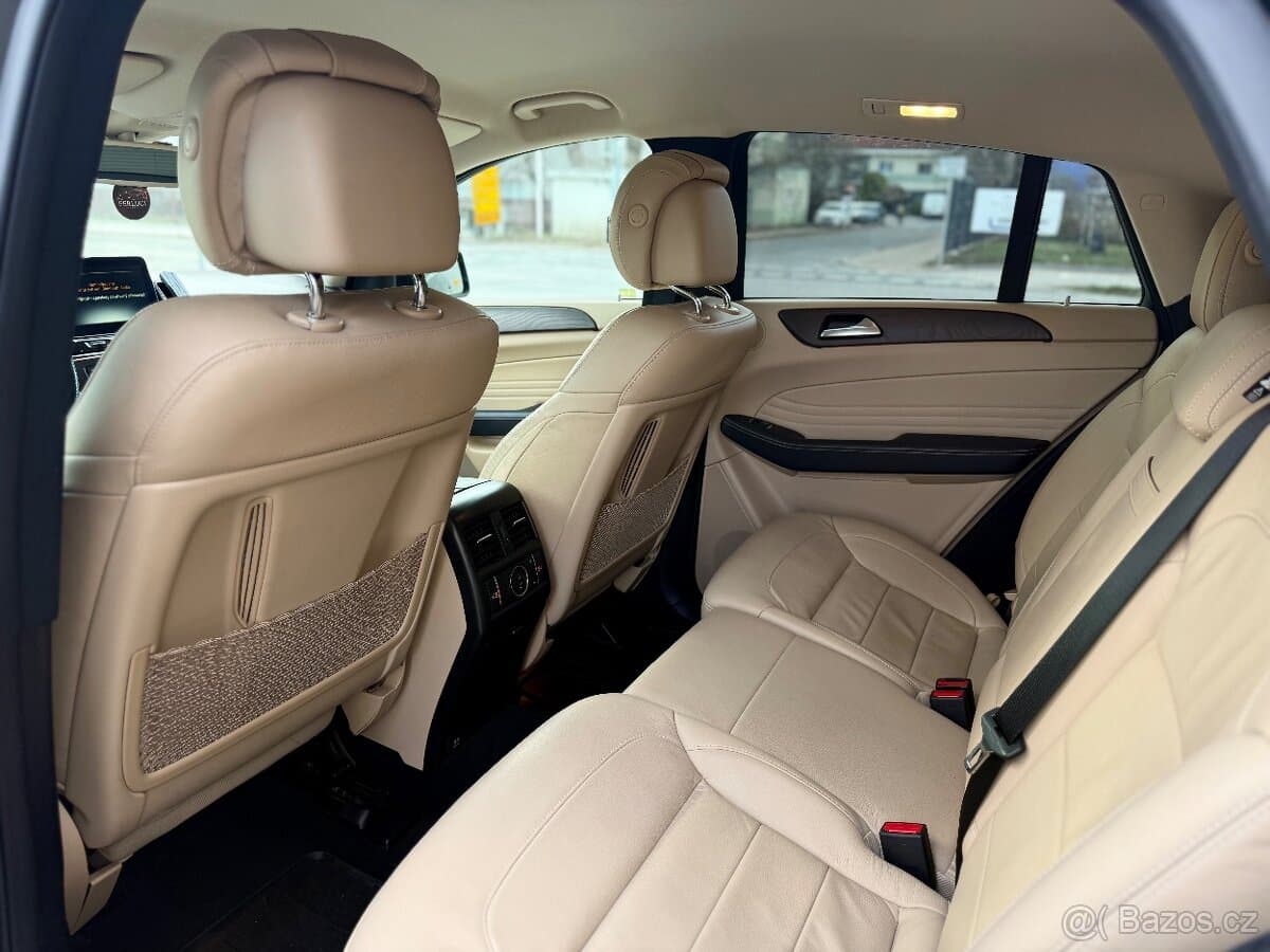 2017 Mercedes-Benz GL - 18