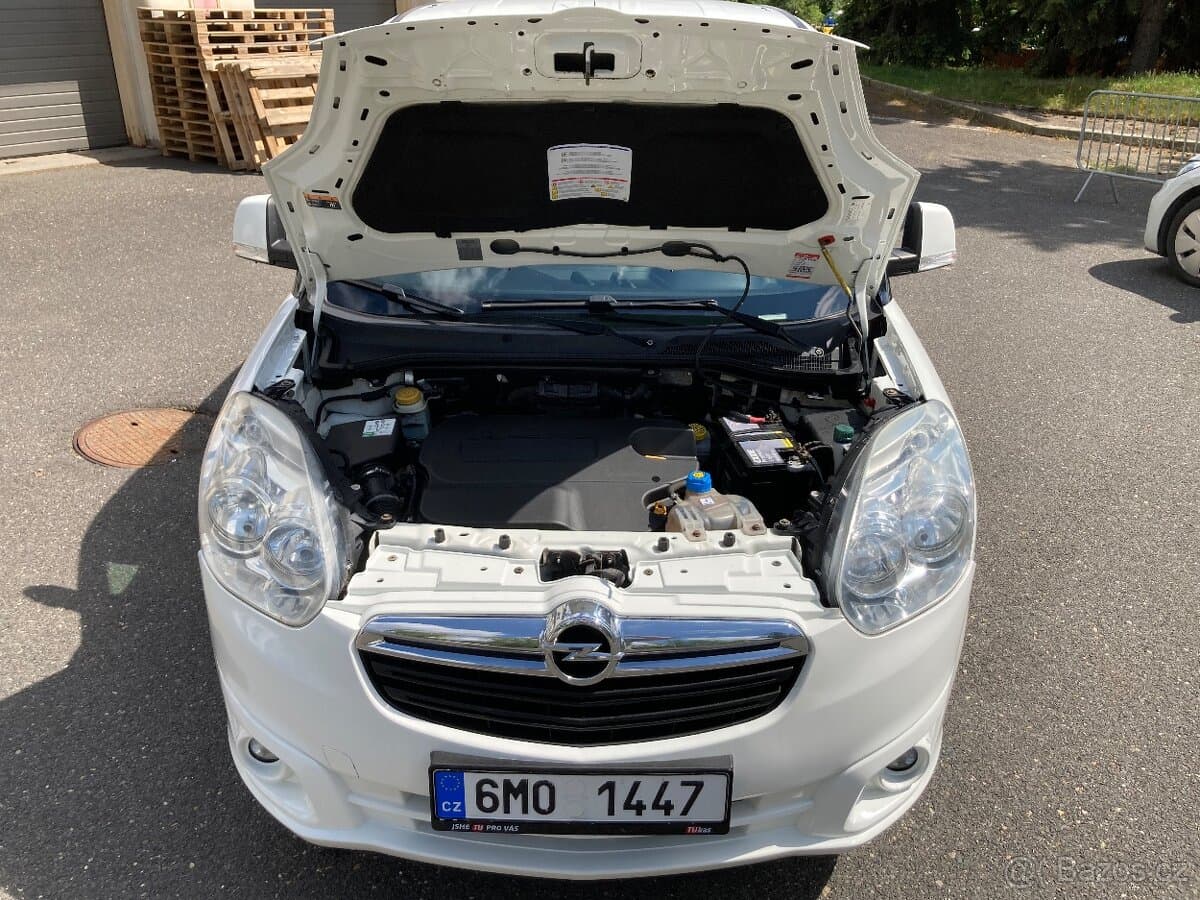 2016 Opel COMBO - 18