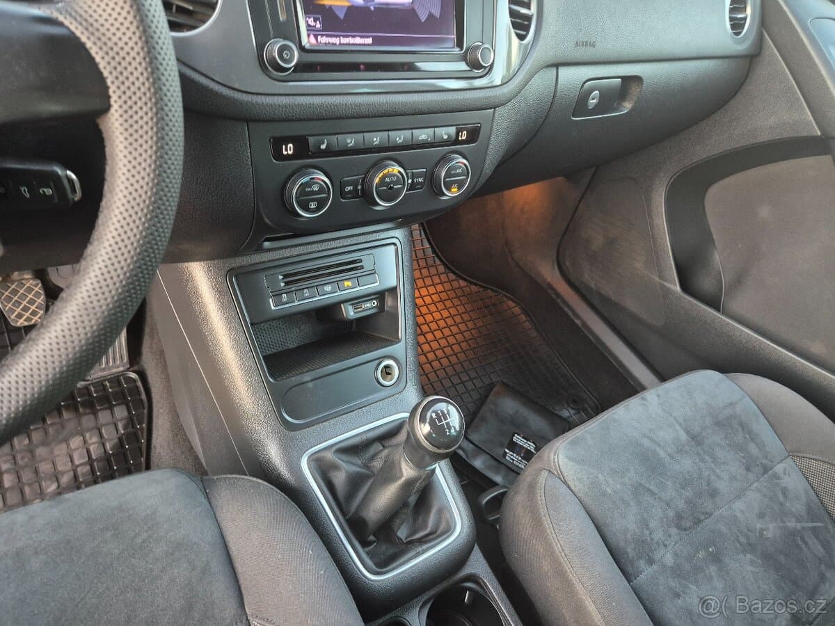 2014 Volkswagen TIGUAN - 18