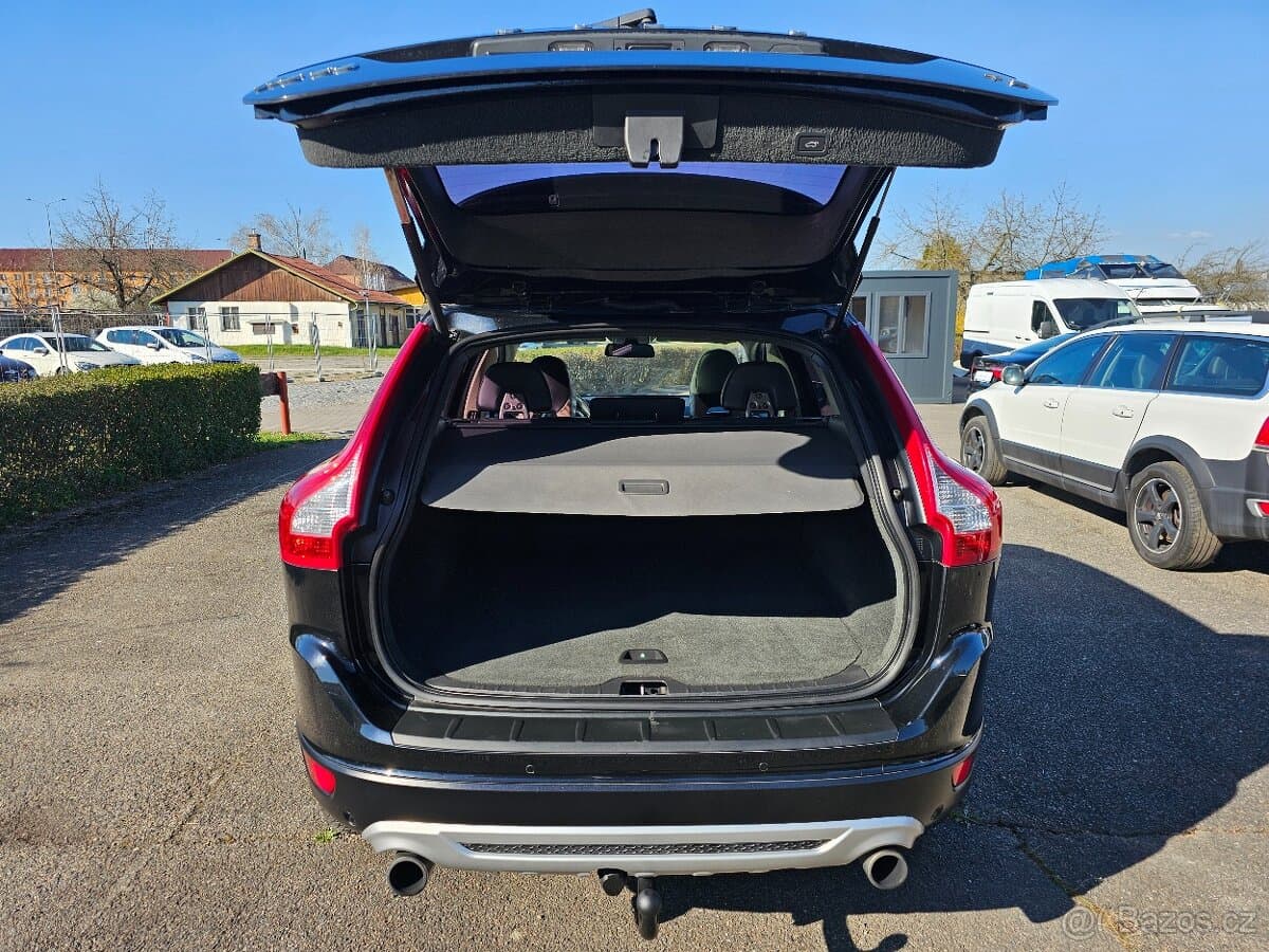 2011 Volvo XC60 - 18