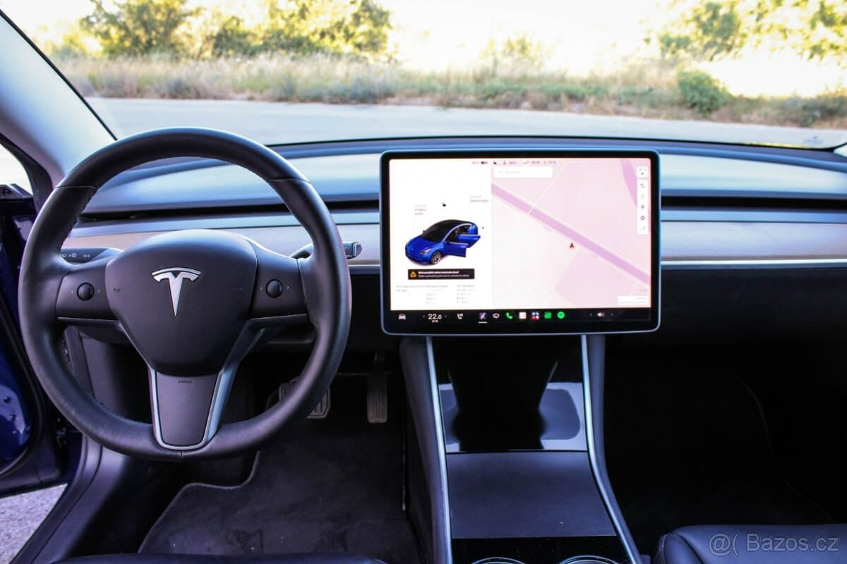 2020 Tesla MODEL 3 - 18