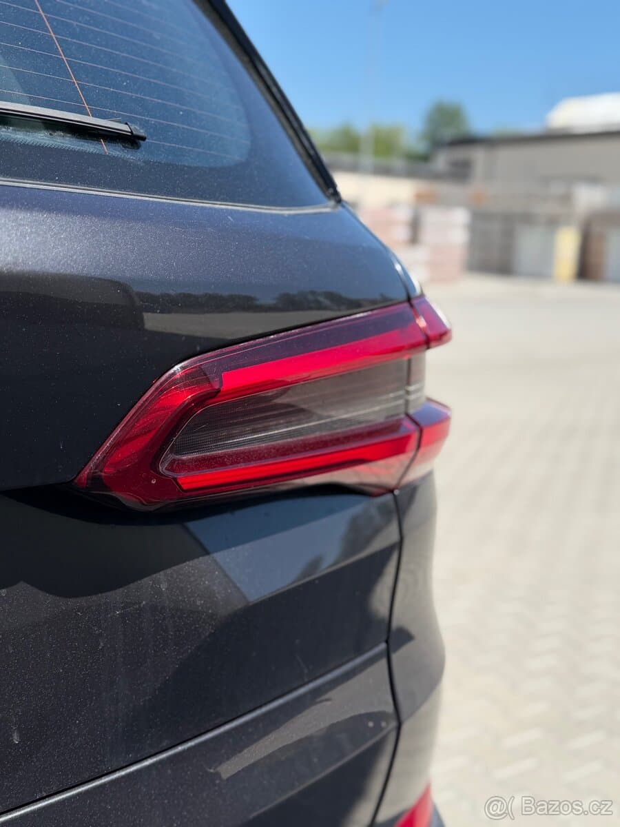 2019 BMW X5 - 18