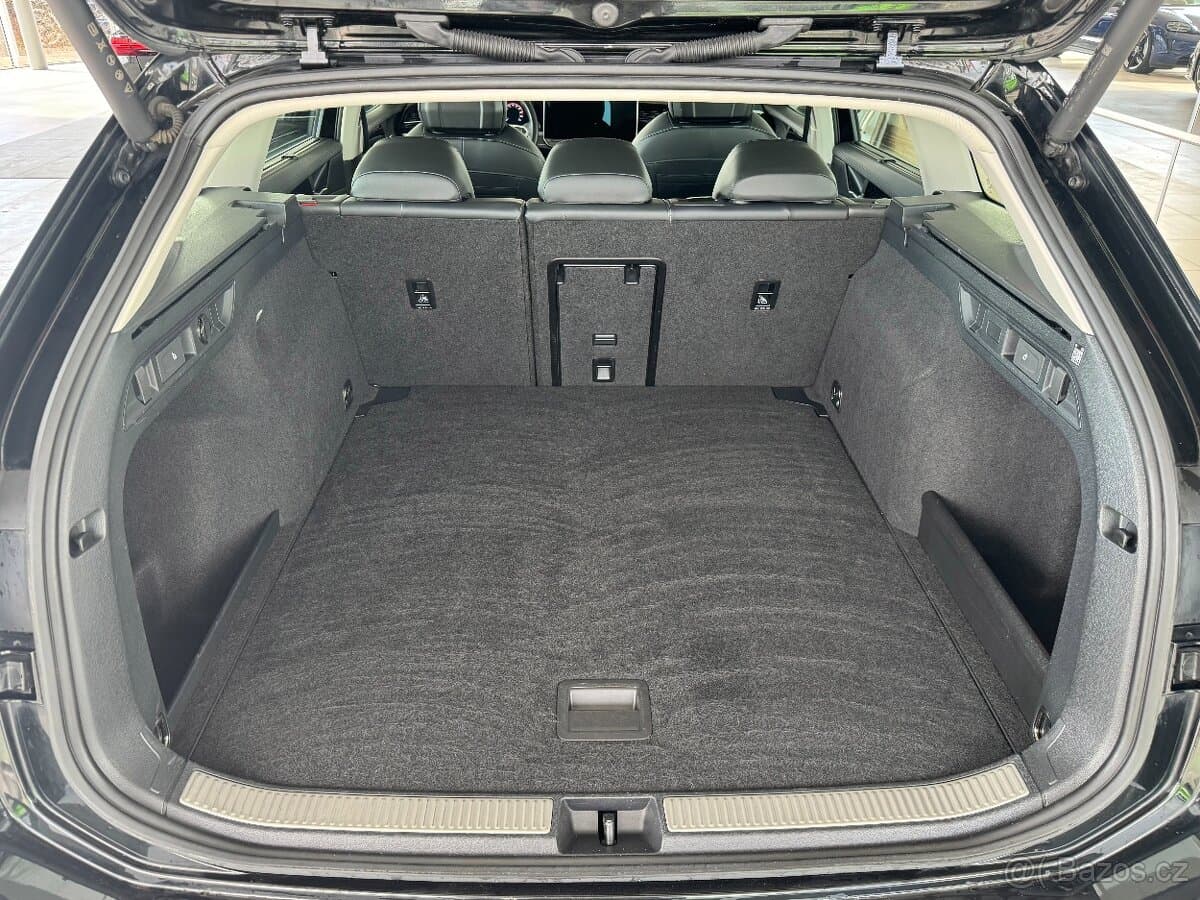 2024 Volkswagen PASSAT - 18