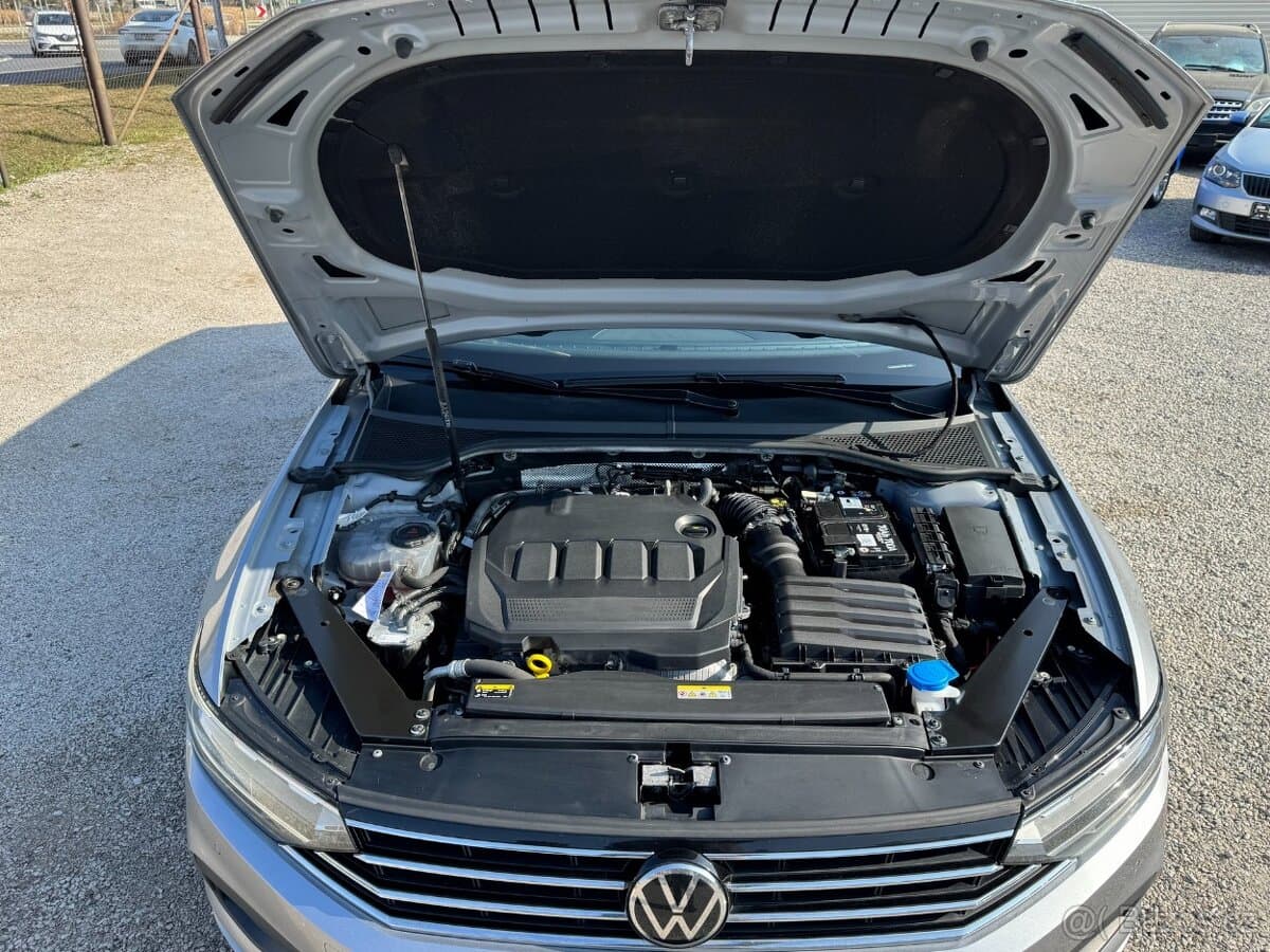 2021 Volkswagen PASSAT - 18