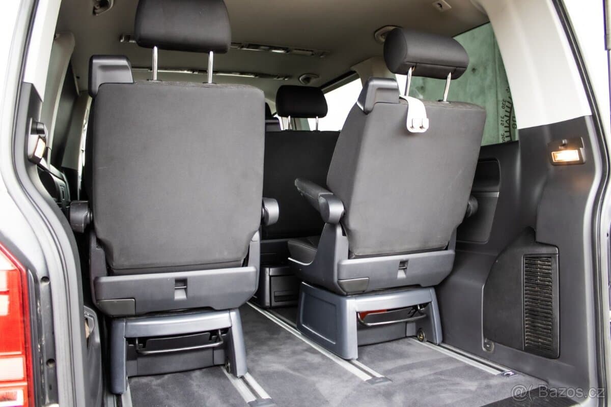 2019 Volkswagen MULTIVAN - 18