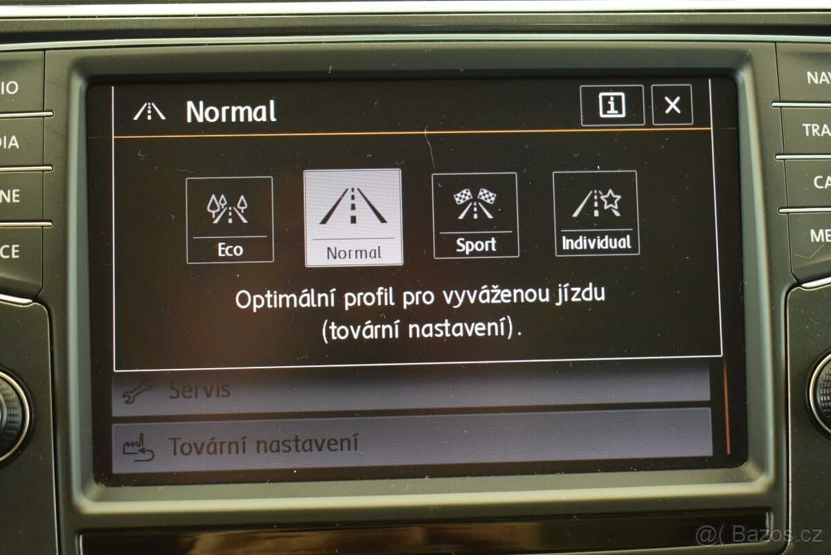 2016 Volkswagen TIGUAN - 18