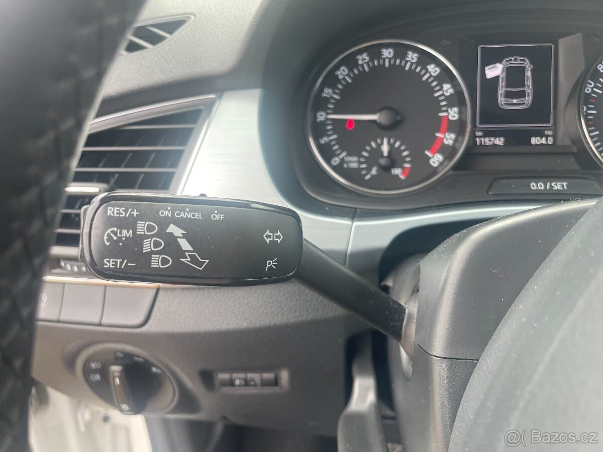 2015 Škoda FABIA - 18