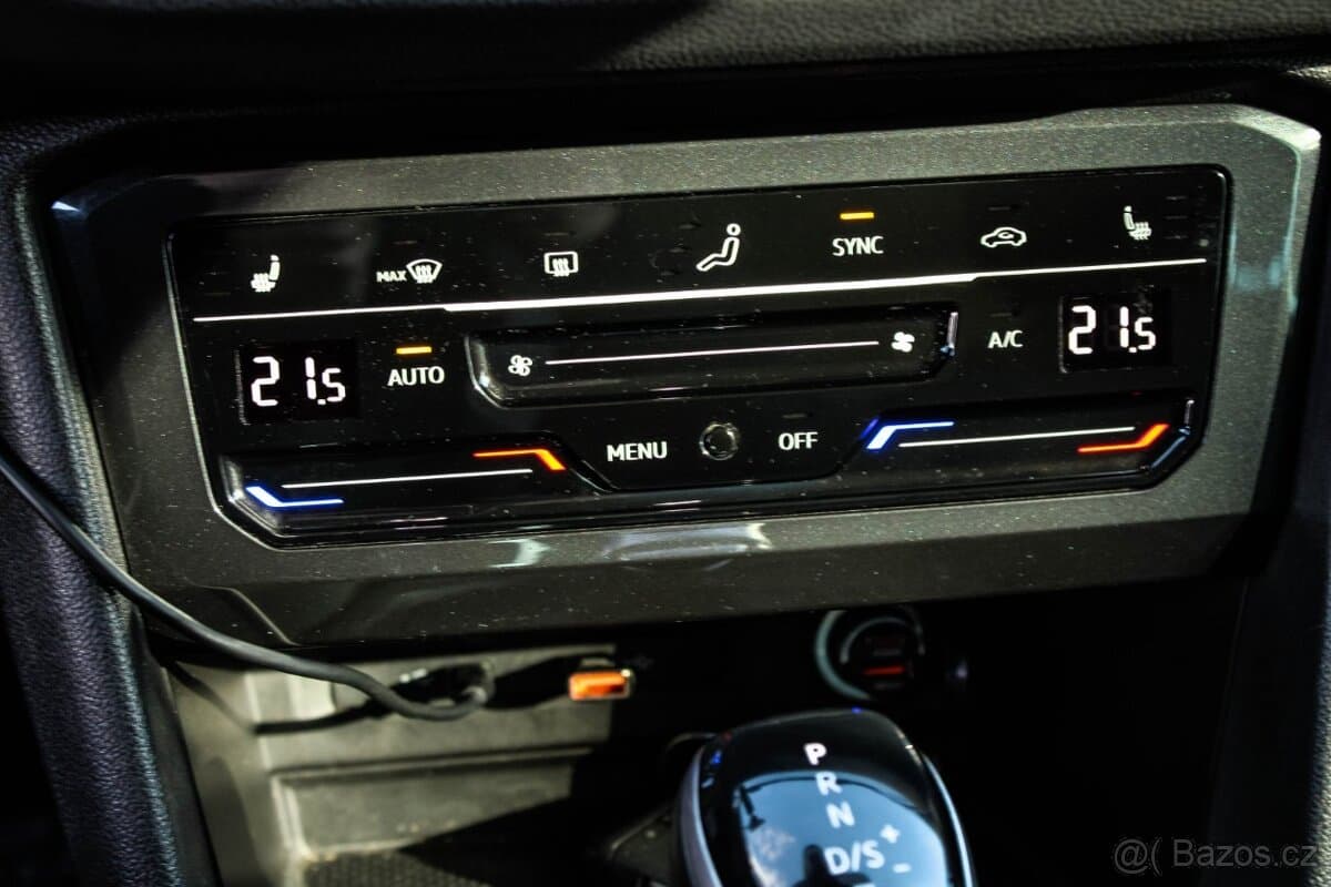 2021 Volkswagen TIGUAN - 18