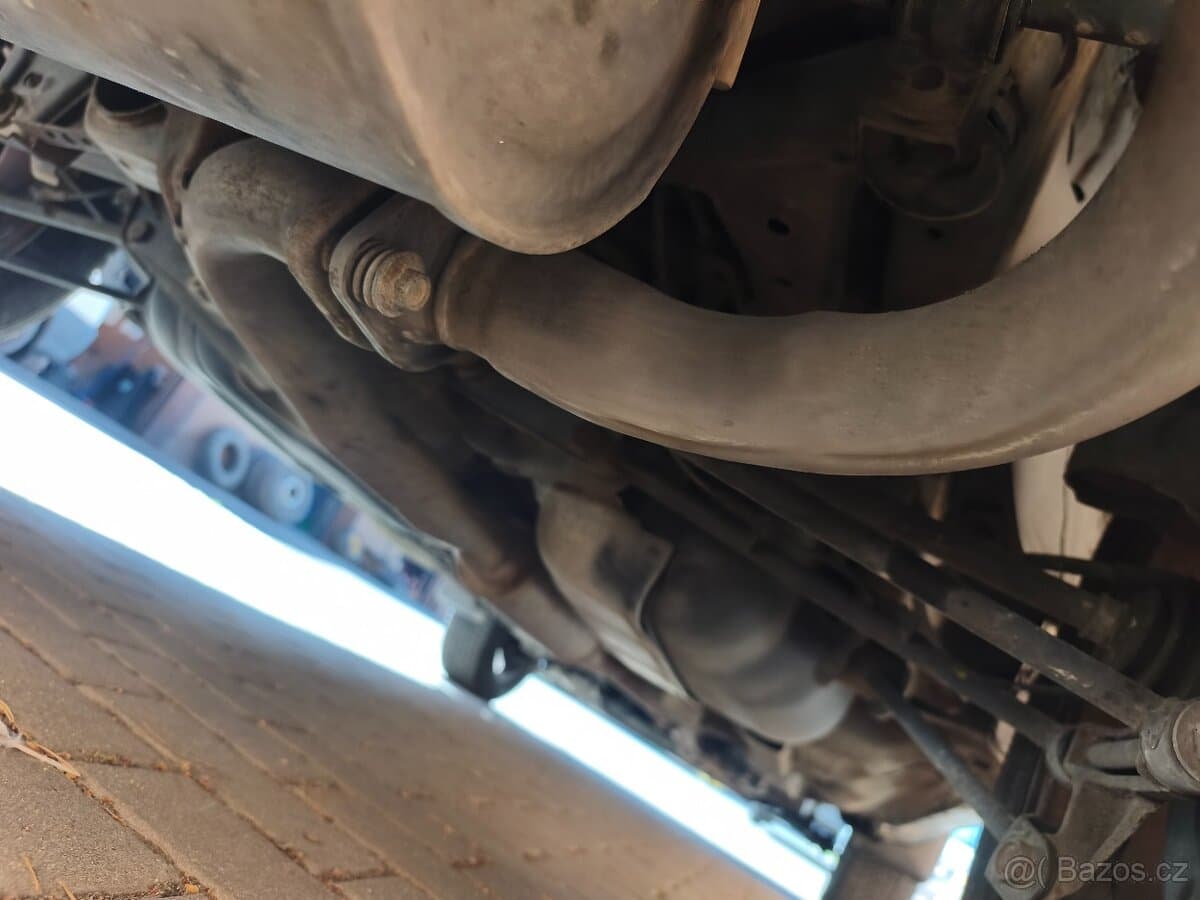 2004 Nissan X-TRAIL - 18